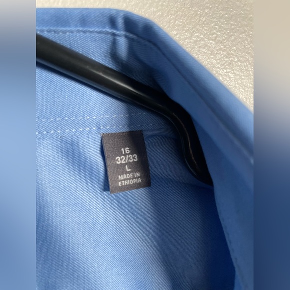 Men’s Van Heusen Regular-Fit Flex Dress Shirt - Picture 3 of 3